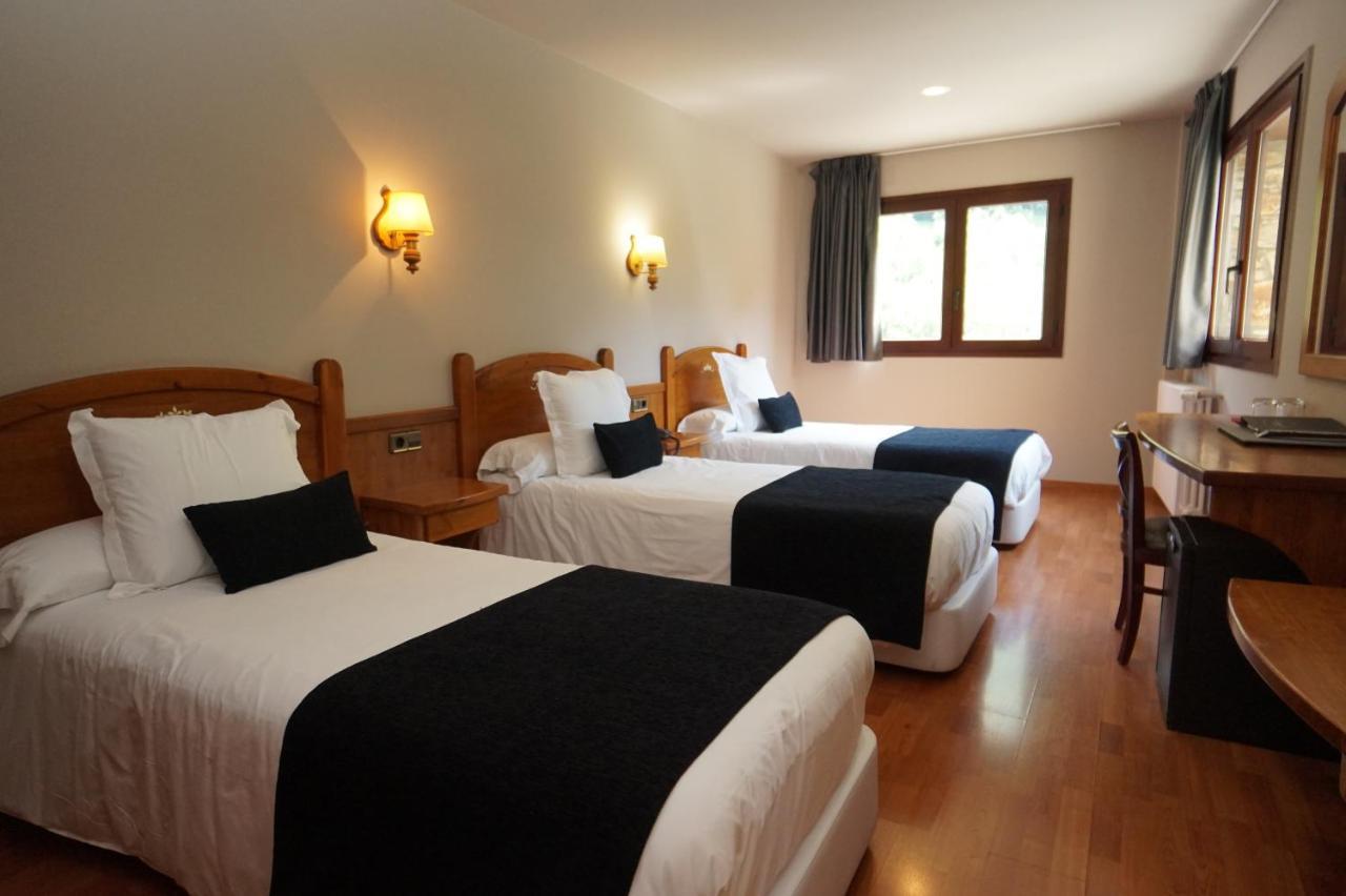 Hotel & Spa Niunit Ель-Серрат Екстер'єр фото
