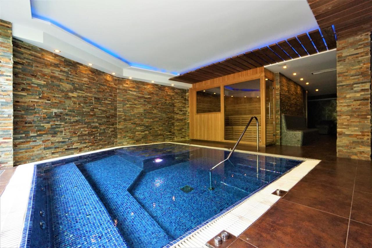 Hotel & Spa Niunit Ель-Серрат Екстер'єр фото