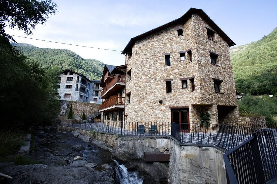 Hotel & Spa Niunit Ель-Серрат Екстер'єр фото