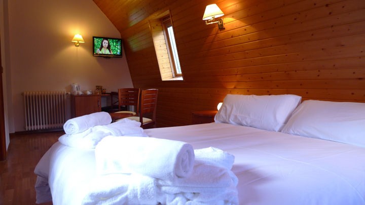 Hotel & Spa Niunit Ель-Серрат Екстер'єр фото